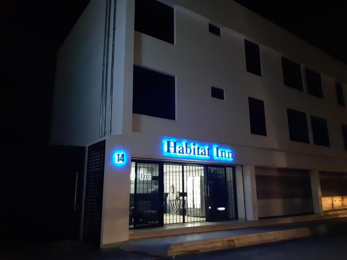 Habitat Inn 타파출라 외부 사진